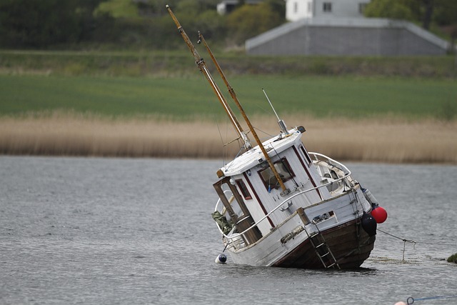Bodem boot geraakt